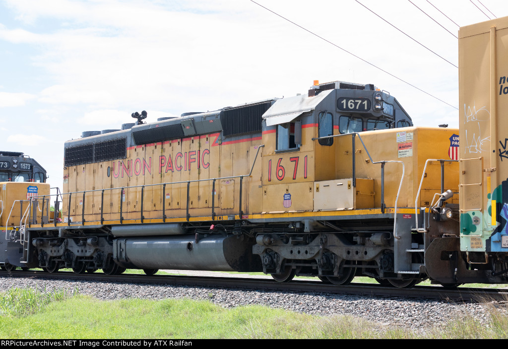 UP 1671